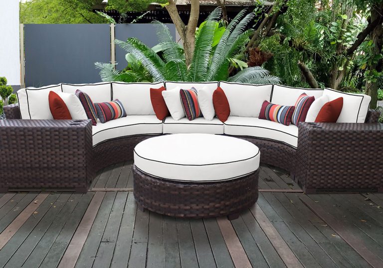 How the Right Outdoor Furniture Can Turn Your Shelter into Your Sanctuary