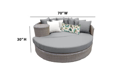 Oasis Wicker Daybed, Round Outdoor Sofa